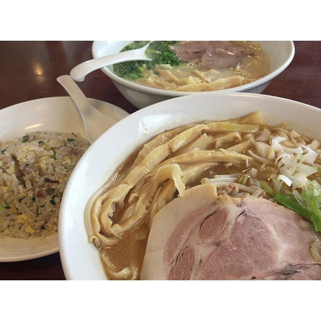 【麺屋菜々兵衞】みそ 鶏白湯しお チャーハン