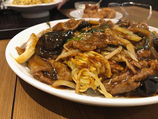 牛肉あんかけ焼きそば